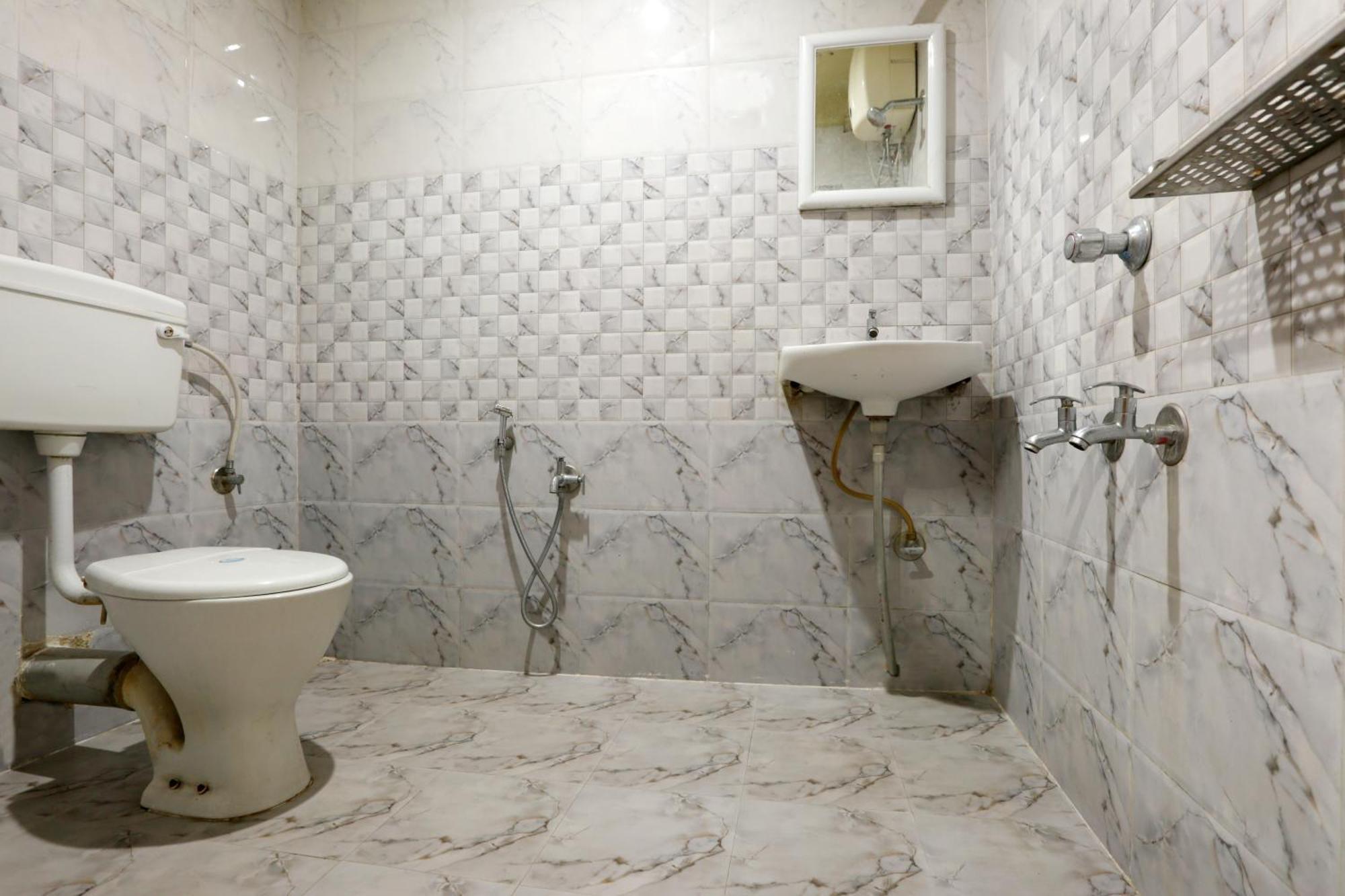 Hotel Dream City Ґувахаті Екстер'єр фото